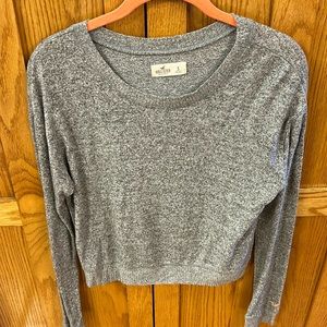 Small Hollister long sleeve gray sweater